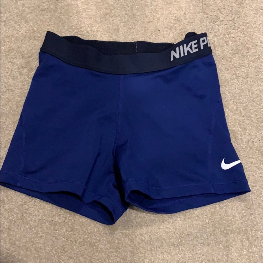 Nike Pro